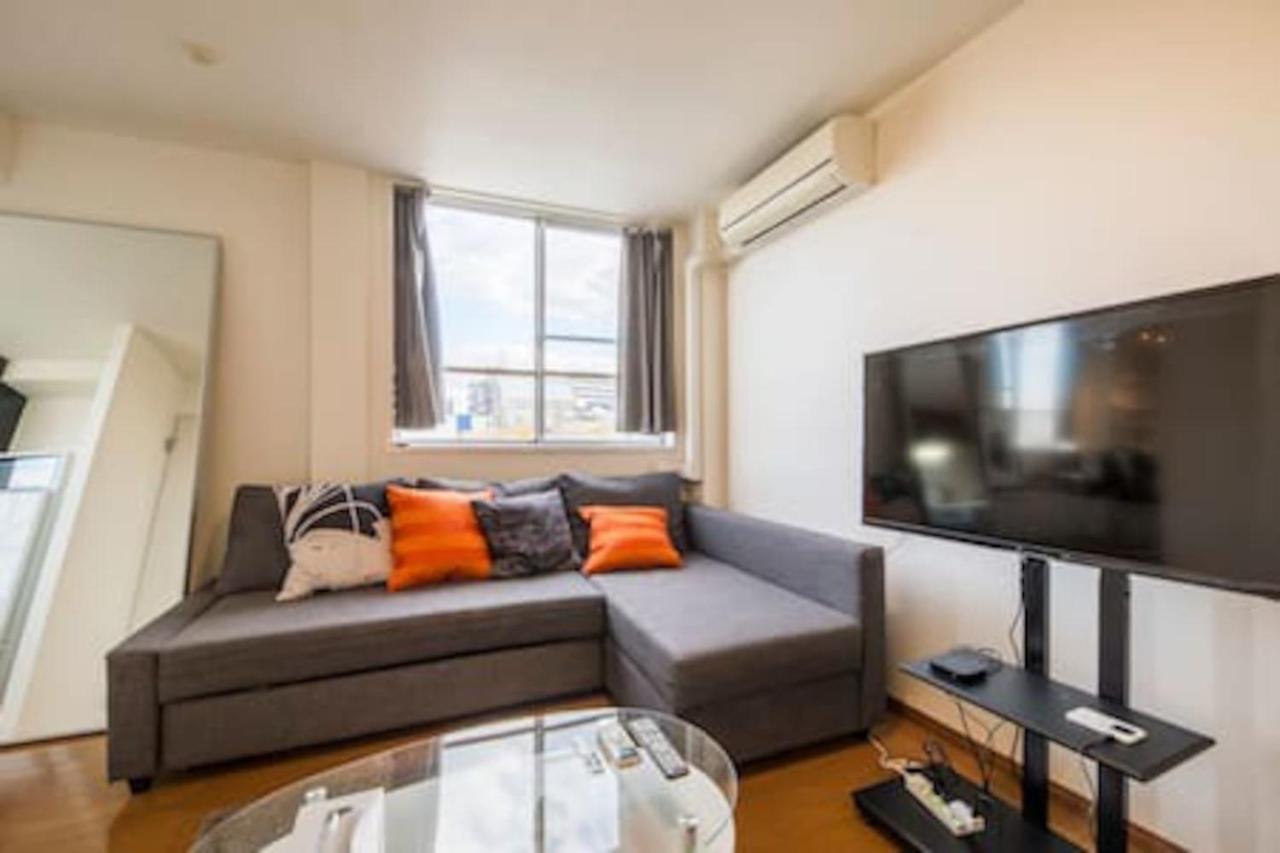 Sengoku Eki-Mae Bldg 401 Appartement Tokio Buitenkant foto
